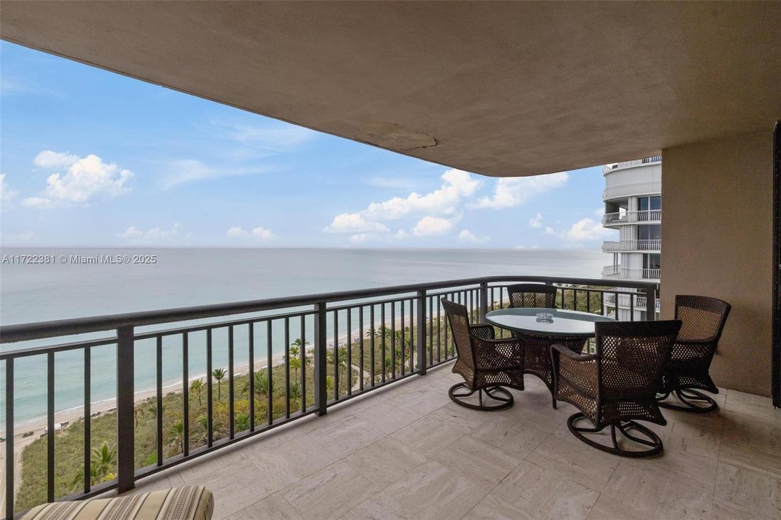 Condo in Bal Harbour, Florida, United States 3 - 16635899