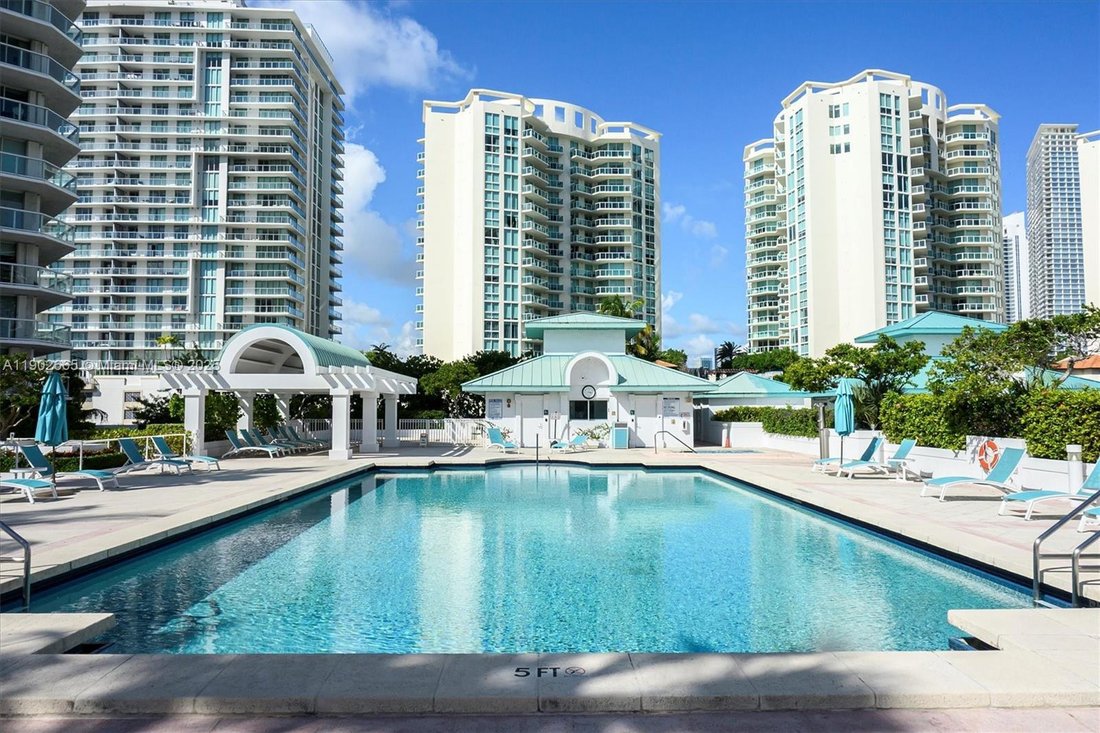 Condo in Golden Beach, Florida, United States 5 - 16638026
