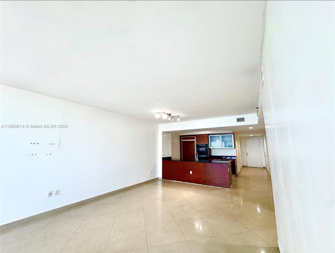 Condo in Hallandale Beach, Florida, United States 3 - 16636007