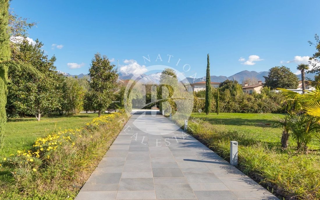 Villa in Center, Forte dei Marmi, Tuscany 5 - 16631634