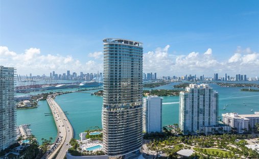 Condo in Miami Beach, Florida, United States 1