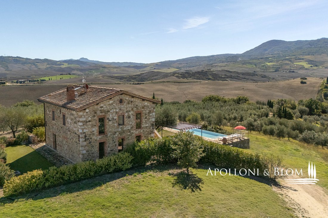 House in Castiglione d'Orcia, Tuscany, Italy 1 - 16631718