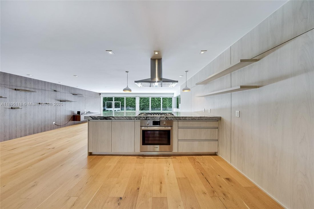 House in Miami Beach, Florida, United States 5 - 16637773
