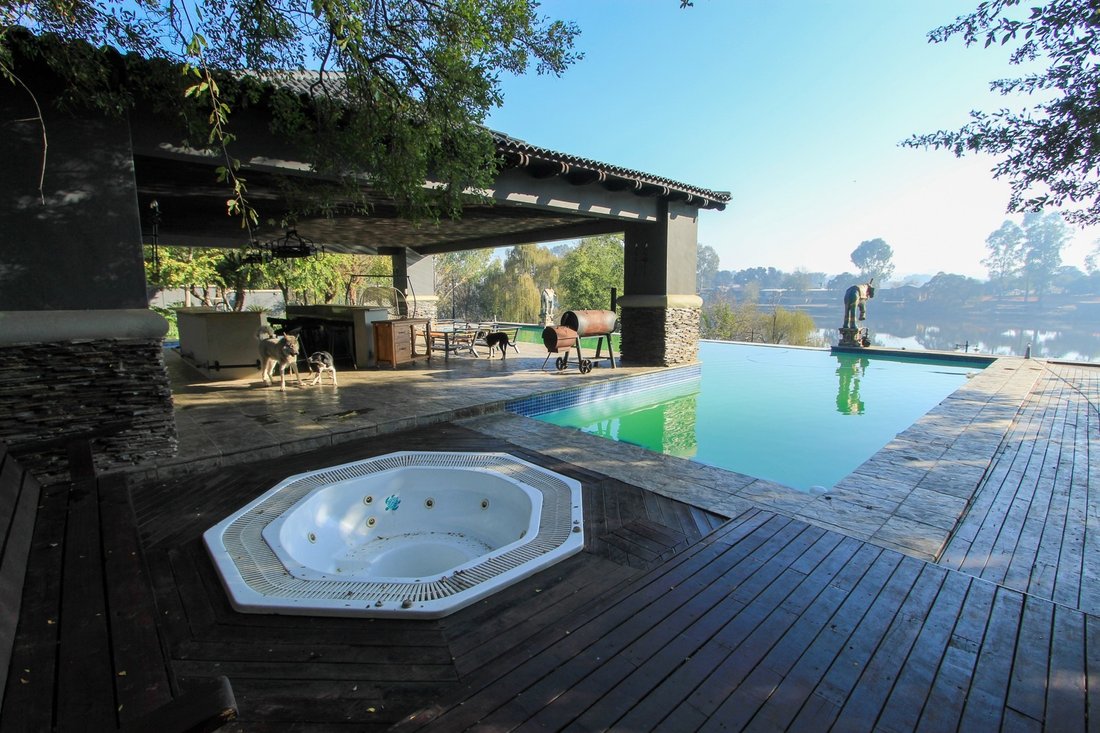Estate in Parys, Free State, South Africa 2 - 16628825