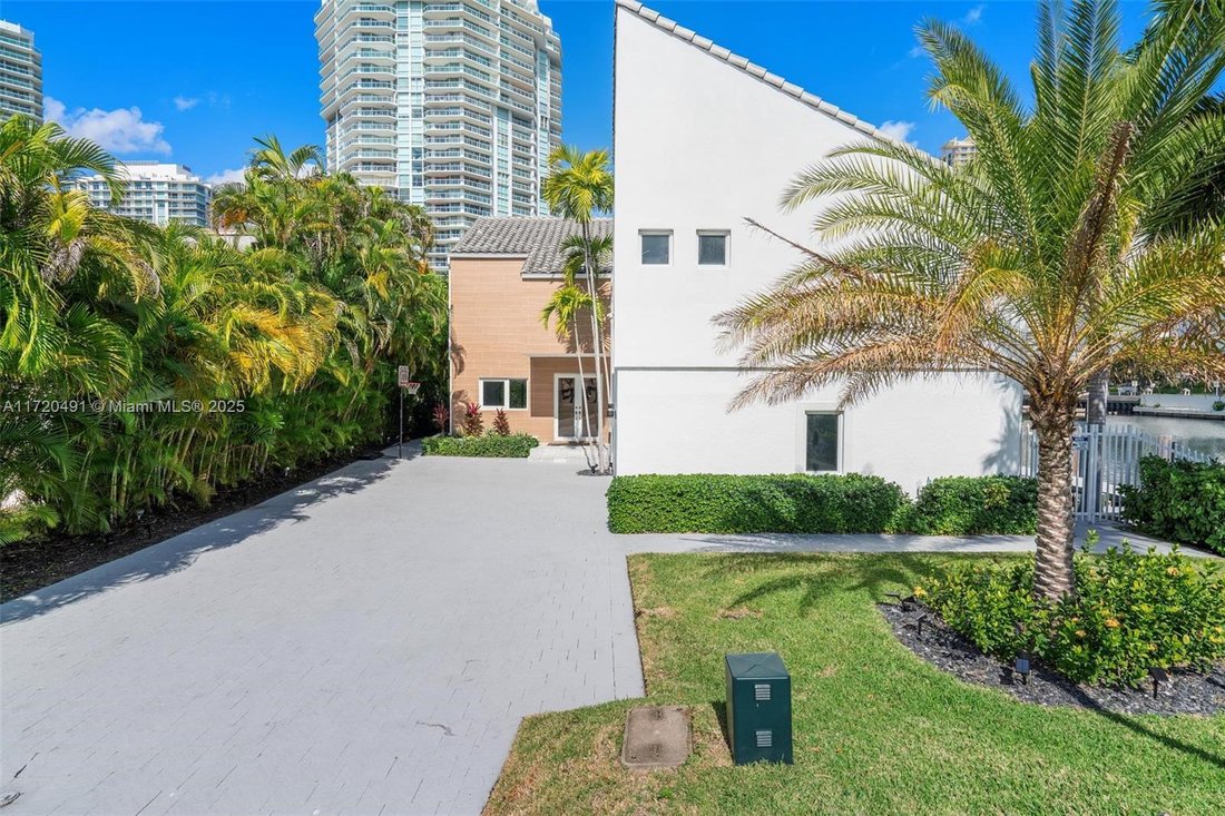 House in Golden Beach, Florida, United States 3 - 16638502