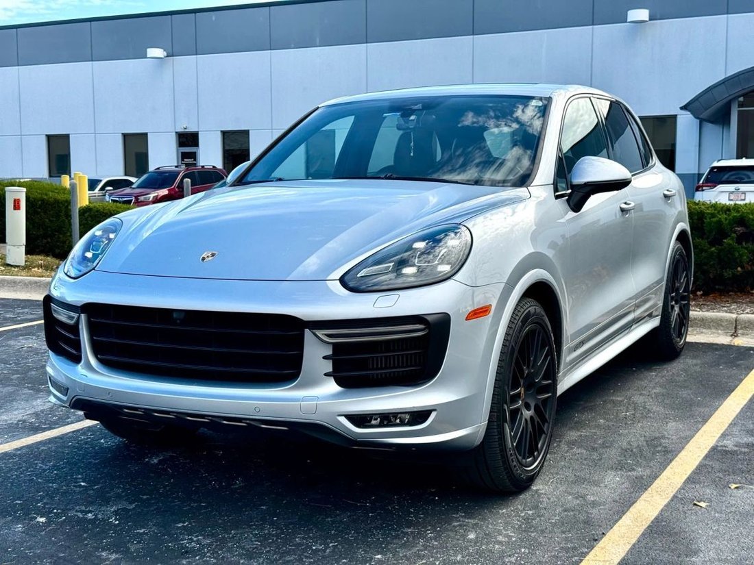 Suv in Naperville, IL, United States 3 - 16628467