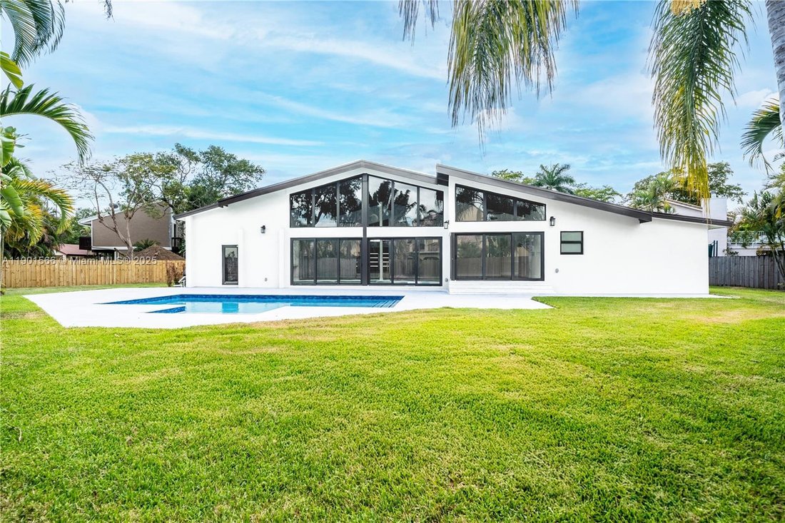 House in Davie, Florida, United States 3 - 16640344