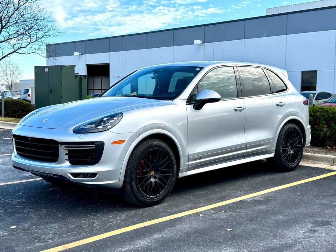 Suv in Naperville, IL, United States 5 - 16628467