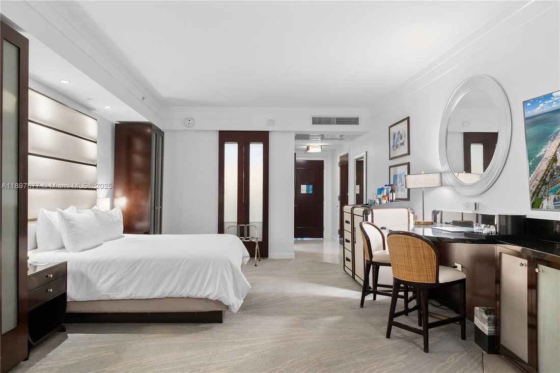 Condo in Miami Beach, Florida, United States 3 - 16638483