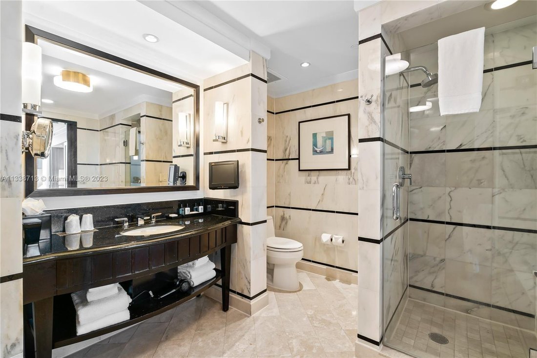 Condo in Miami Beach, Florida, United States 5 - 16638677