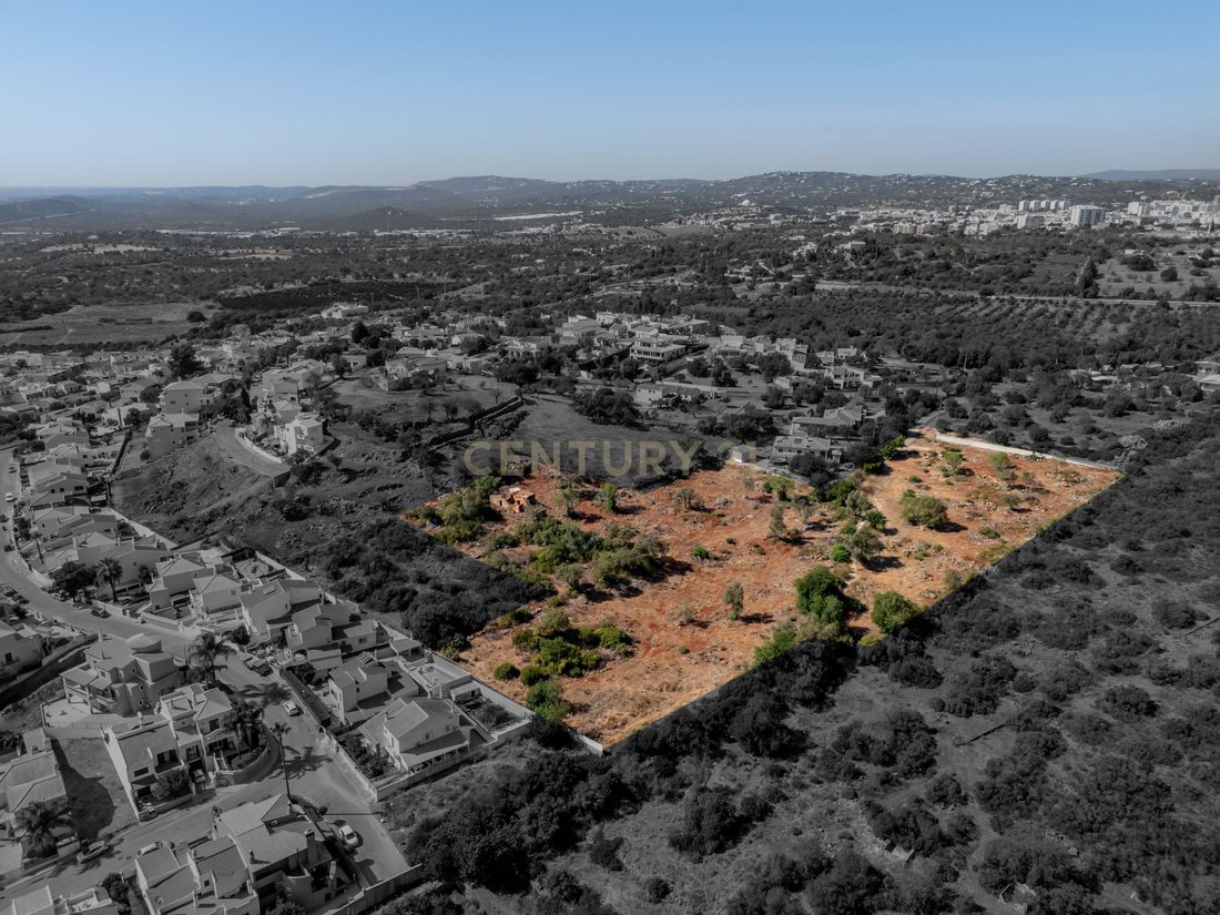 Land in Loule (Sao Clemente), Algarve, Portugal 1 - 16635321