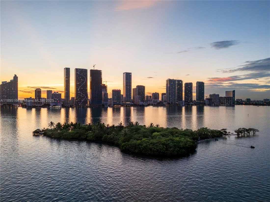 Condo in Miami, Florida, United States 5 - 16638636