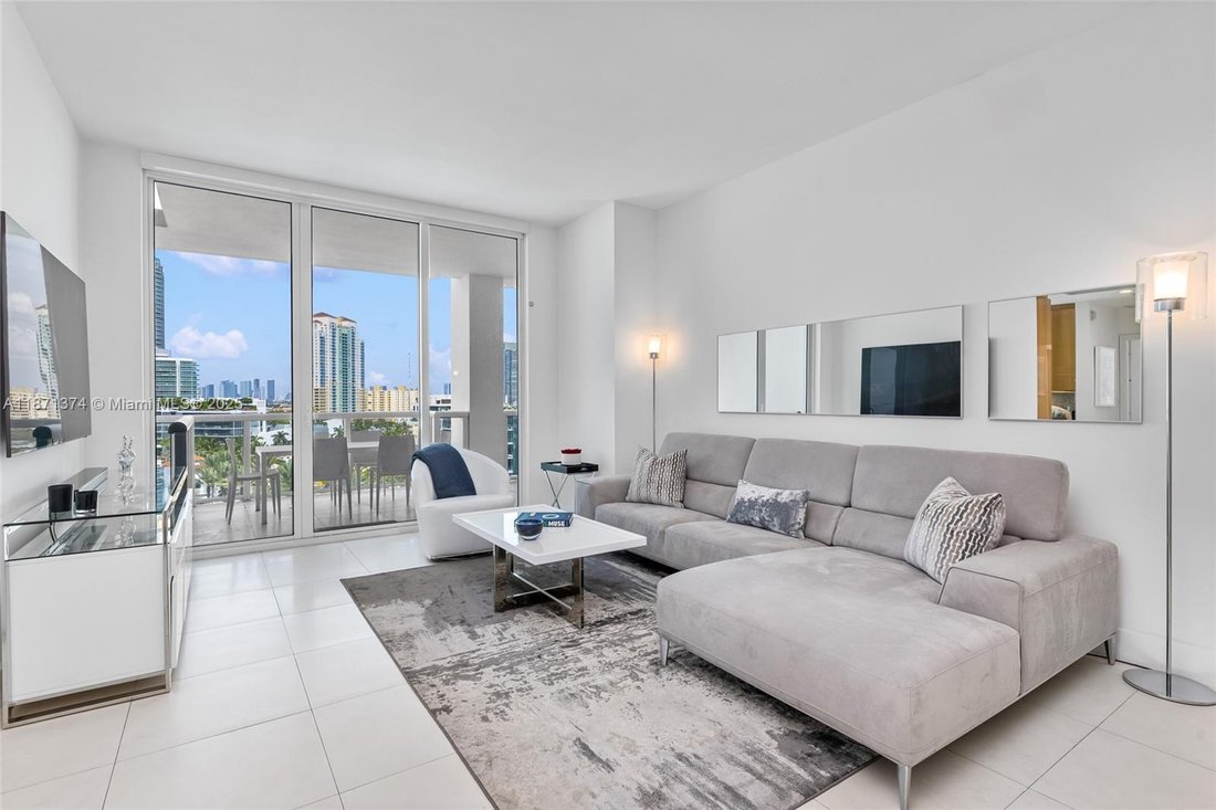 Condo in Miami Beach, Florida, United States 1 - 16637209
