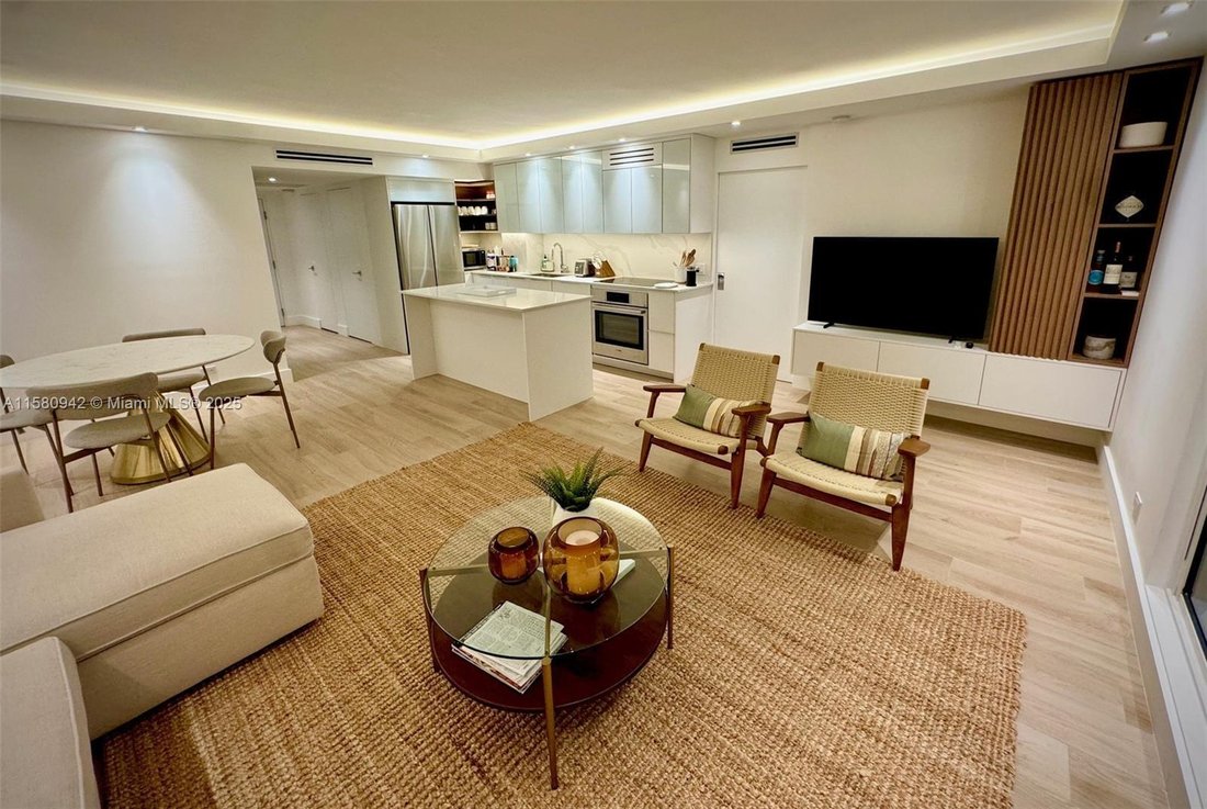 Condo in Miami Beach, Florida, United States 5 - 16637016