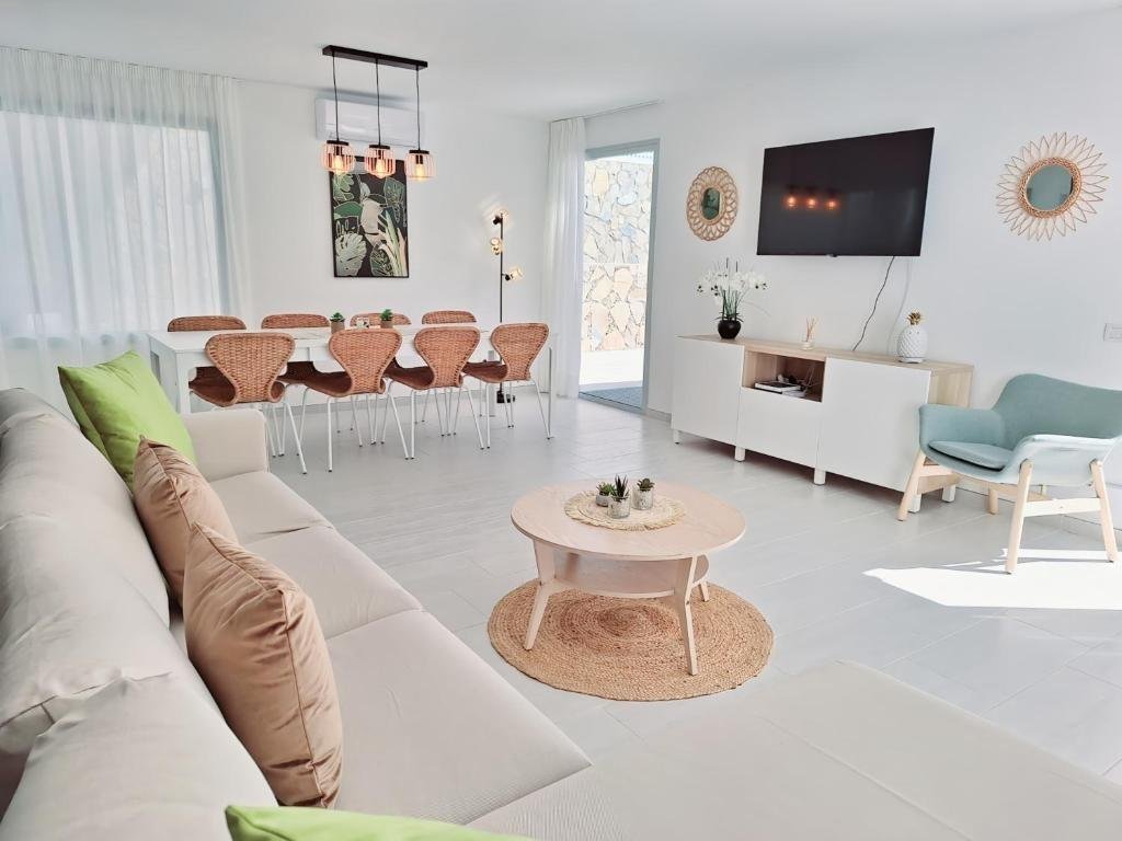 Villa in Mogan, Canary Islands, Spain 2 - 16642149