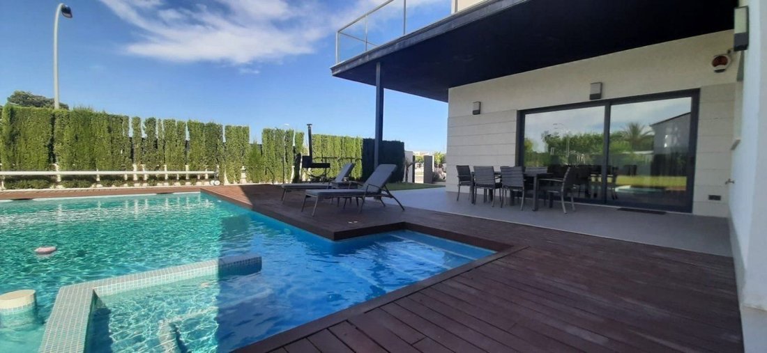 Villa in Santiago de la Ribera, San Javier, Región de Murcia 3 - 16645380