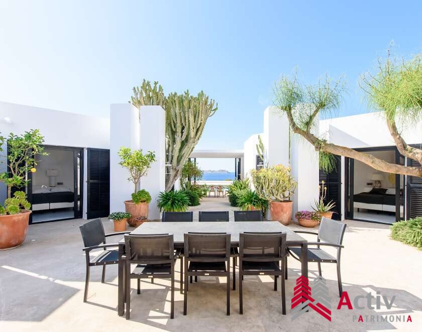 Villa in Santa Eularia des Riu, Balearic Islands, Spain 4 - 16581616