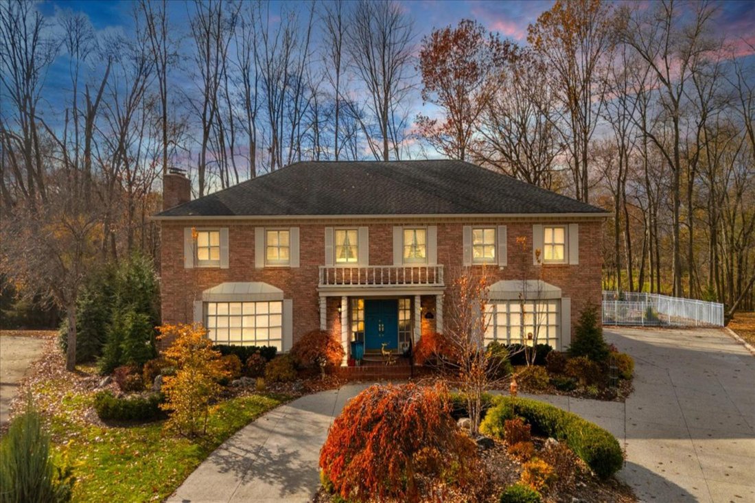 House in Sterling Heights, Michigan, United States 1 - 16630975