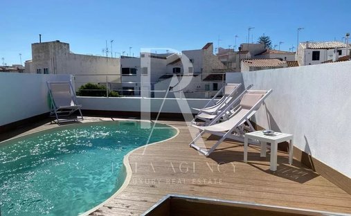 House in Maó / Mahón, Balearic Islands, Spain 1