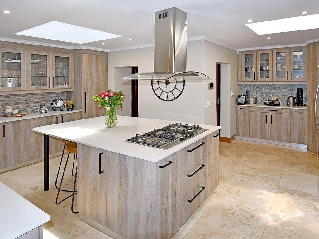 House in Morningside, Benmore Gardens, Gauteng 5 - 16630710