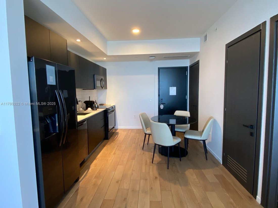 Condo in Miami, Florida, United States 5 - 16637027