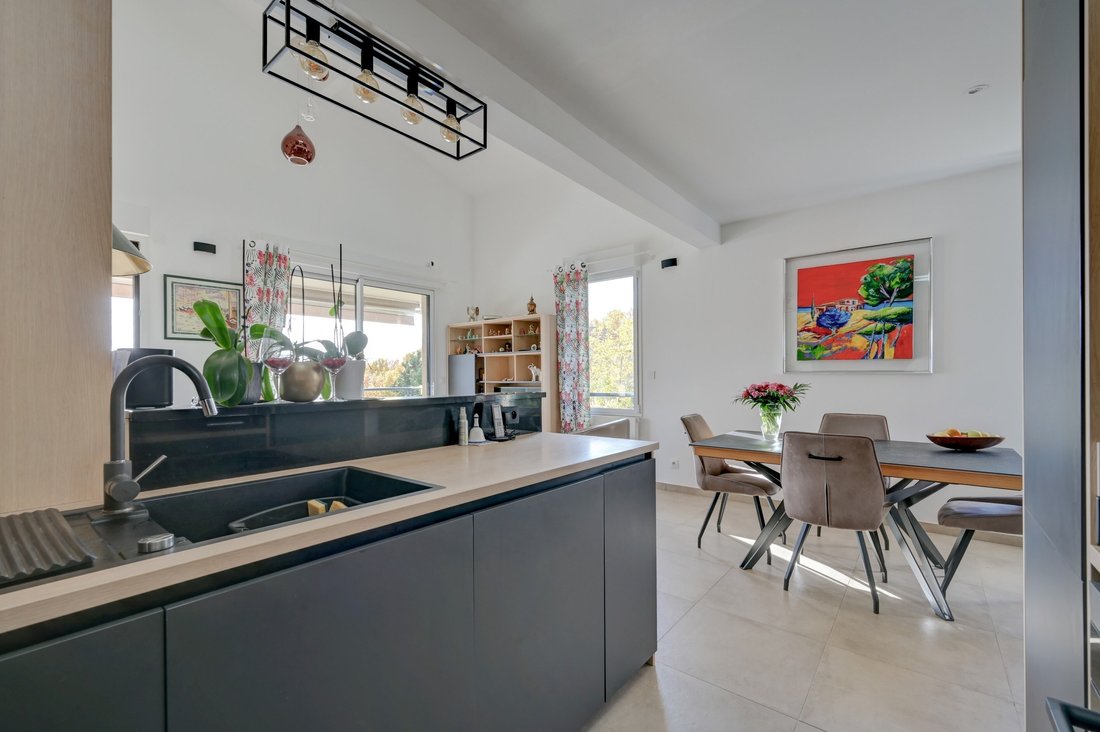 Apartment in Mazarin-Opéra-Bellegarde-Mairie, Aix-en-Provence, France 5 - 16642562