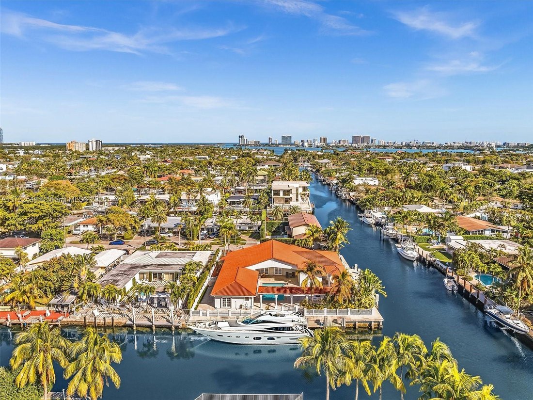House in North Miami Beach, Florida, United States 1 - 16638349