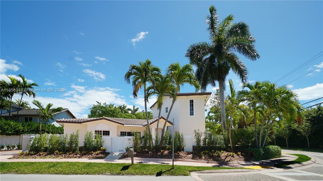 House in Key Biscayne, Florida, United States 1 - 16637021