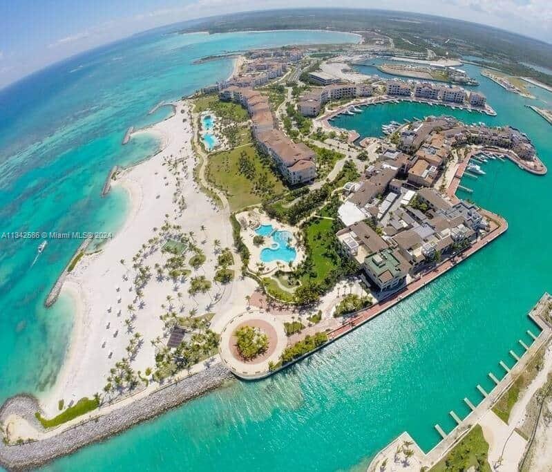 Condo in Punta Cana, La Altagracia Province, Dominican Republic 1 - 16638912