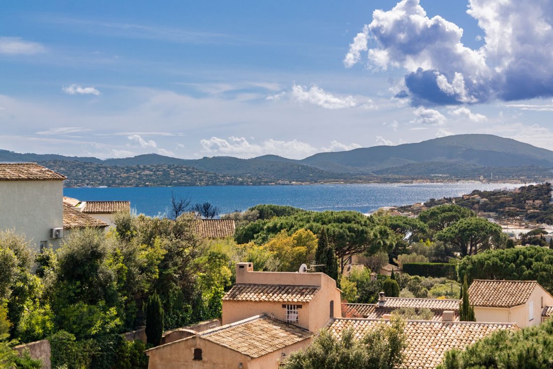Villa in Ville-Les Saquedes-Le Bouillonnet, Sainte-Maxime, France 1 - 16630282