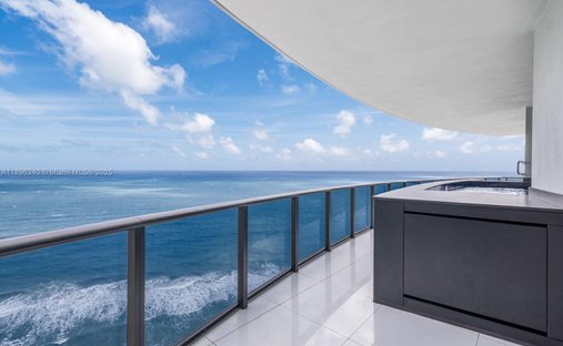 Condo in Golden Beach, Florida, United States 1