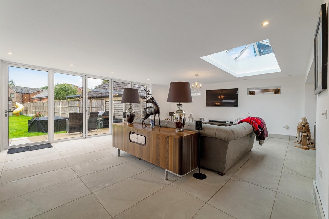 House in Thorpe, England 3 - 16631725