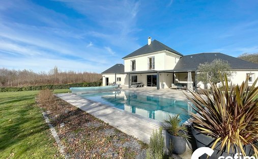 Villa in Livron, Nouvelle-Aquitaine, France 1