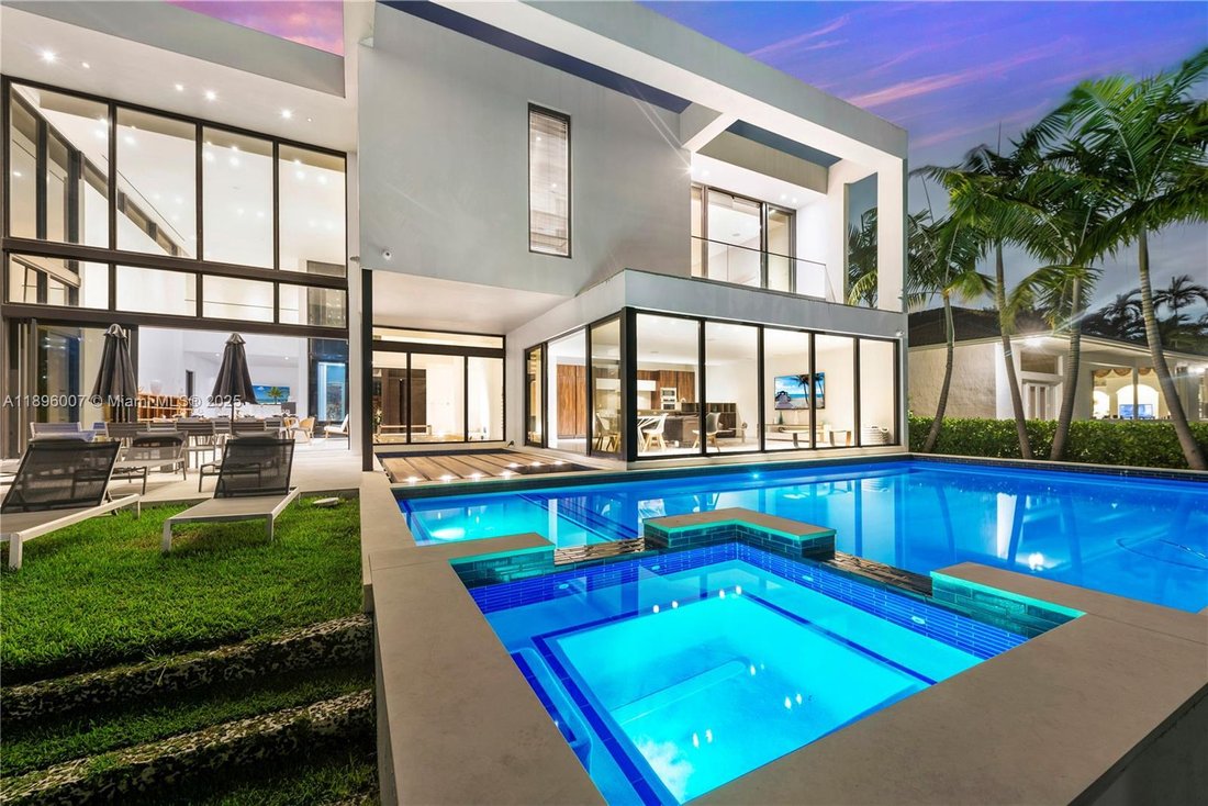 Casa a Hallandale Beach, Florida, Stati Uniti 2 - 16637300