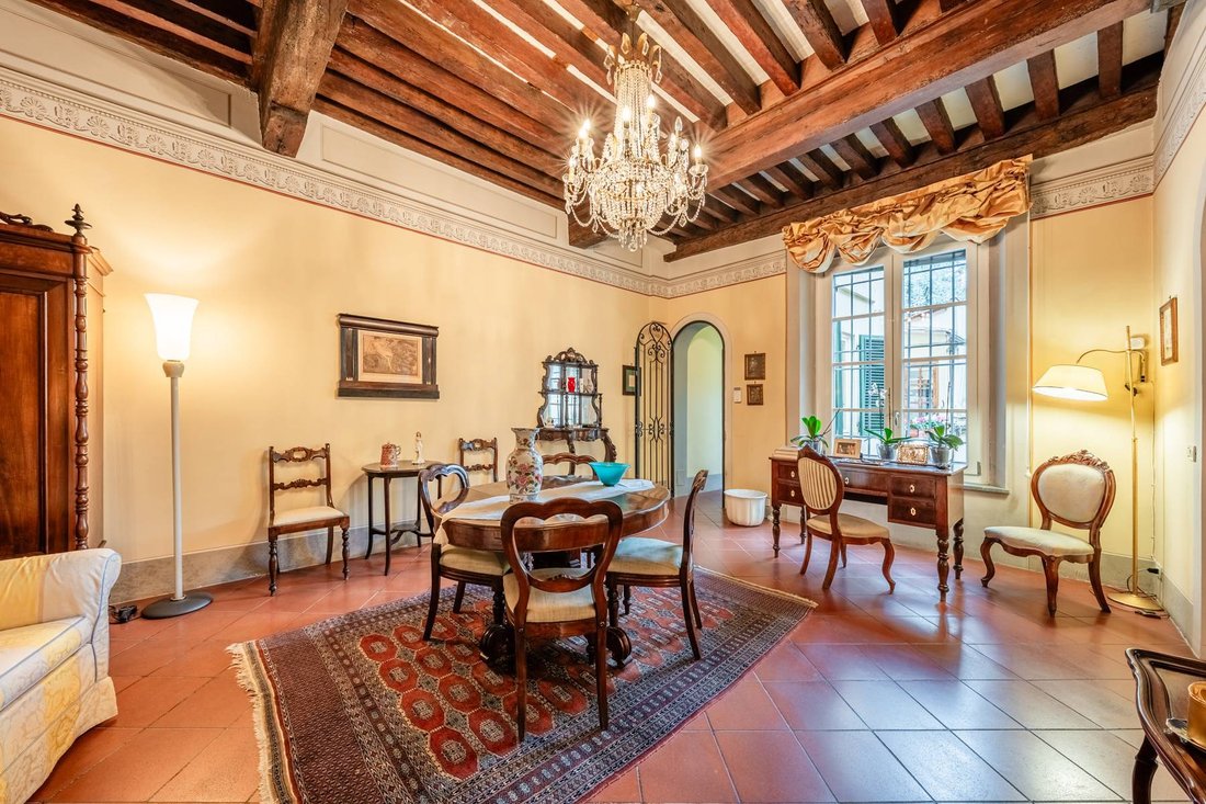 Apartment in Historic Center, Lucca, Tuscany 1 - 16648259