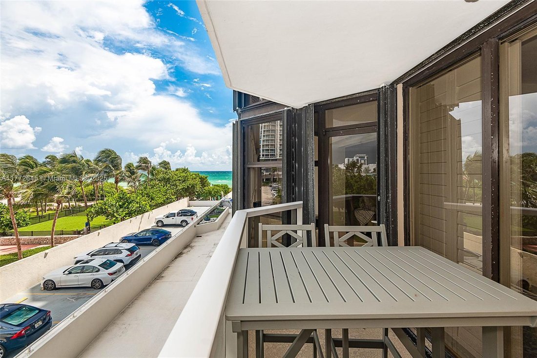Condo in Miami Beach, Florida, United States 1 - 16639227