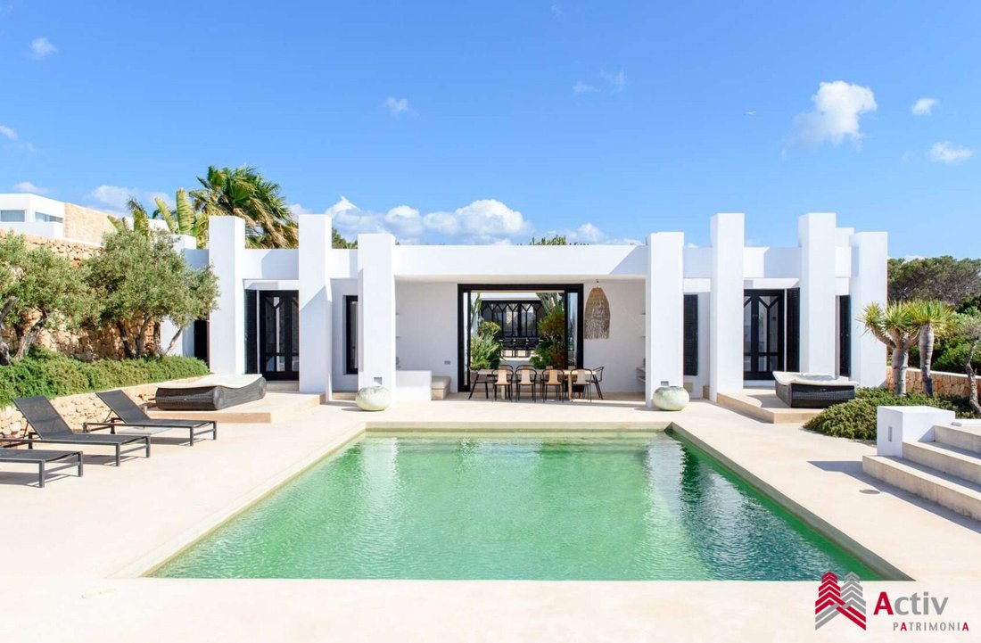 Villa in Santa Eularia des Riu, Balearic Islands, Spain 1 - 16581616