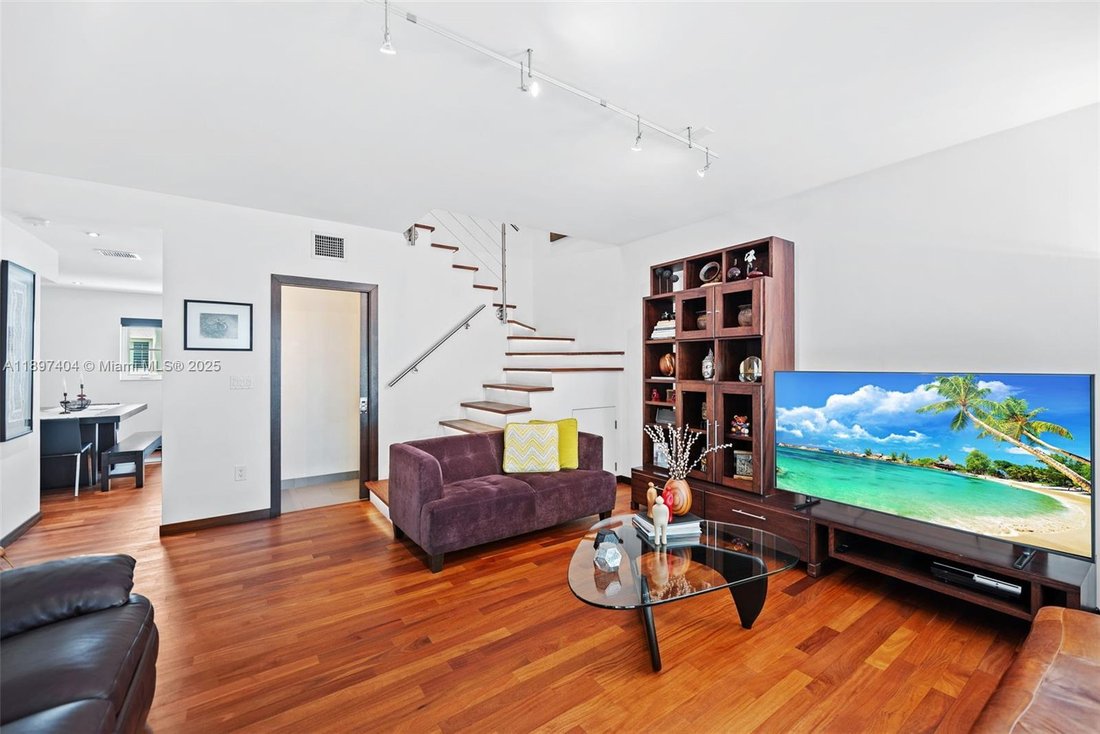 Townhouse in Coral Gables, Florida, United States 4 - 16637195
