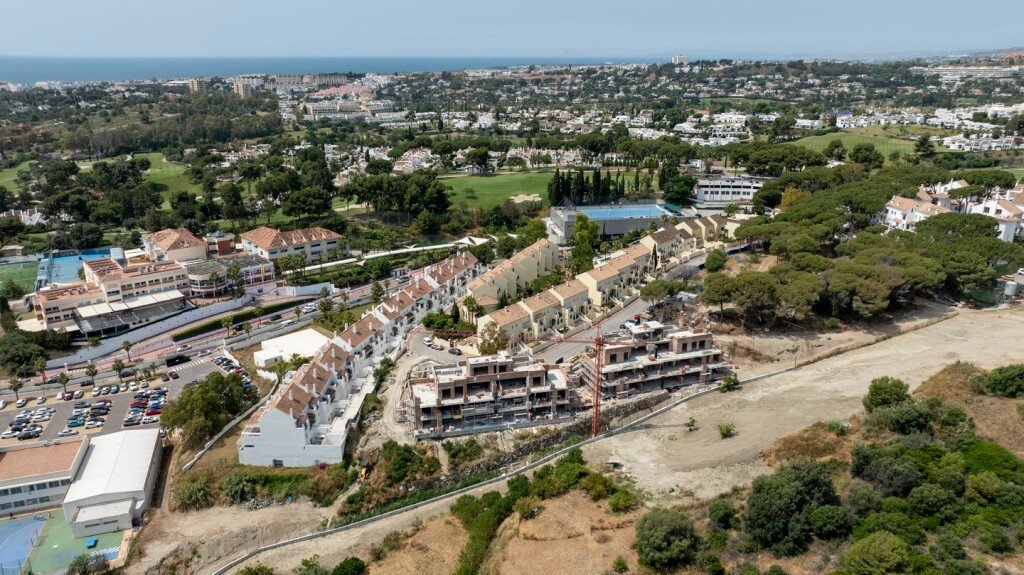 Apartment in Puerto Banus, Marbella, Spain 2 - 16631455