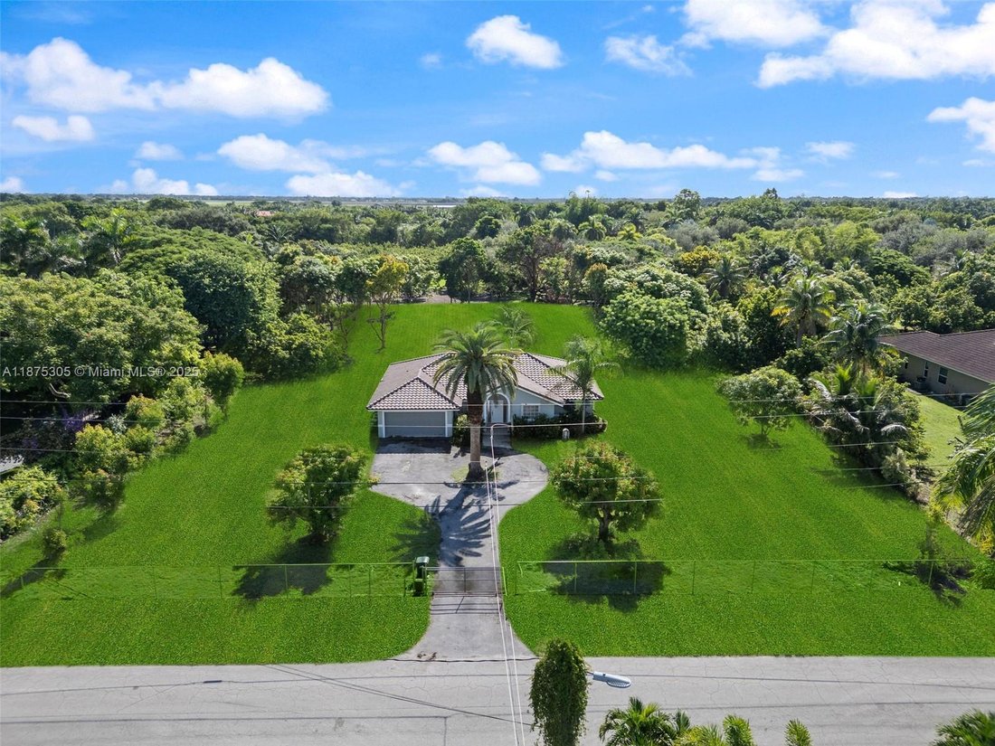 House in Miami, Florida, United States 1 - 16638679