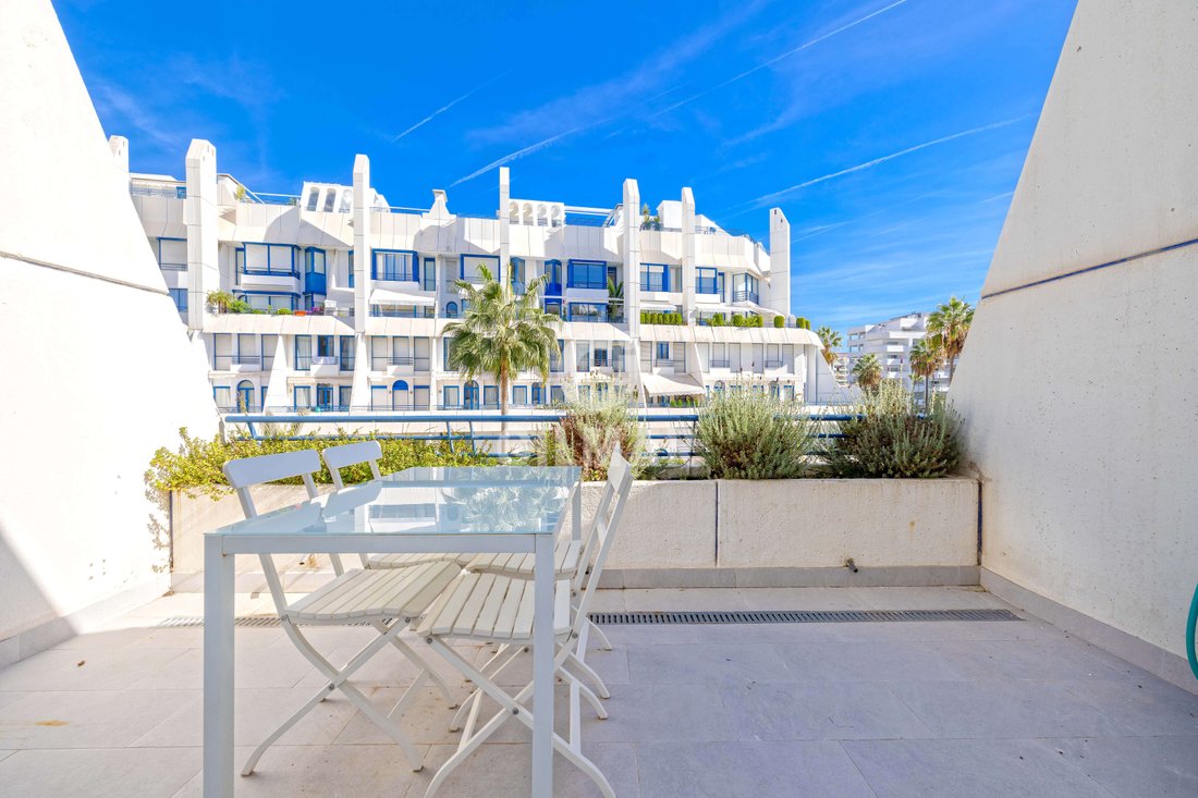 Apartment in Marbella, Andalusia, Spain 5 - 16630354
