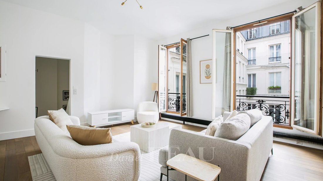 Apartment in Saint Philippe du Roule, Paris 8e Arrondissement, Paris 3 - 16635201