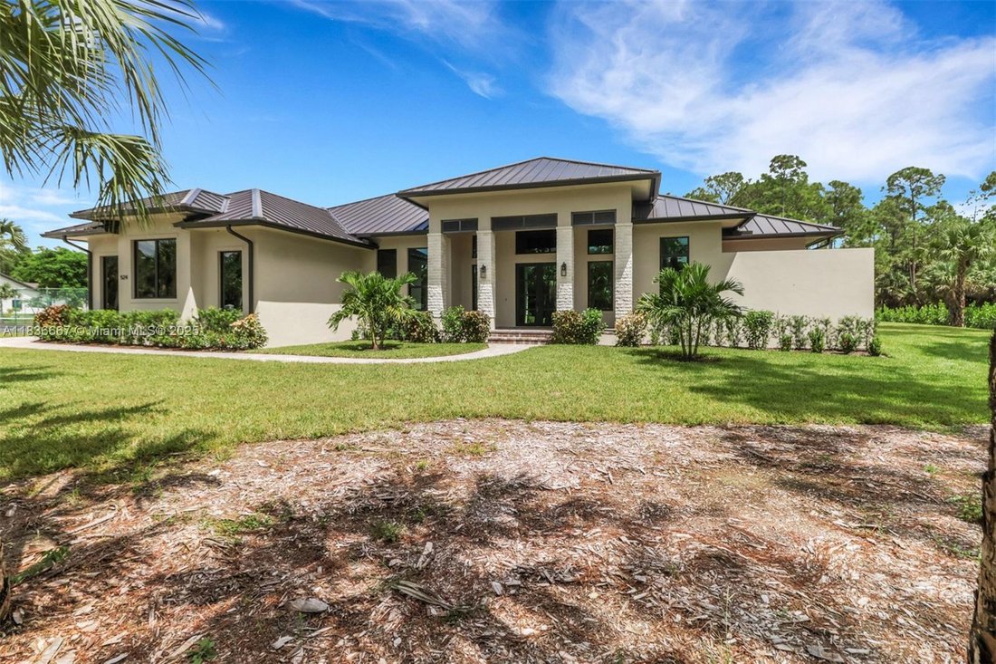 House in Naples, Florida, United States 2 - 16639360