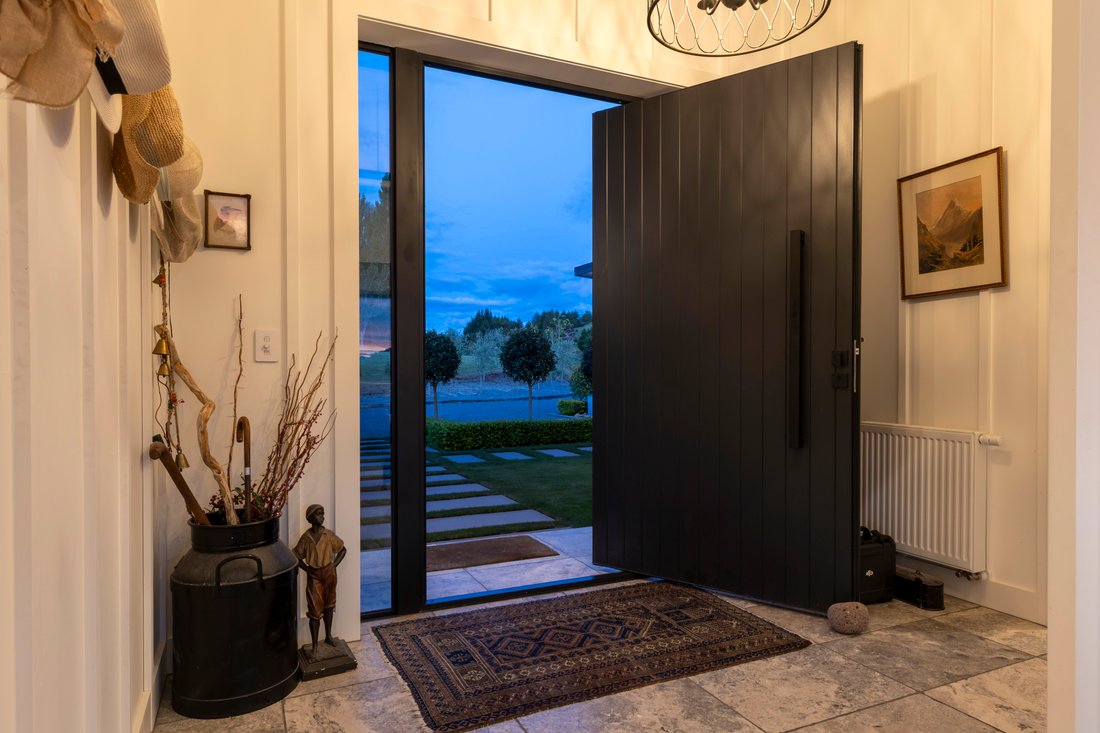 House in Kinloch, Waikato, New Zealand 3 - 16647602