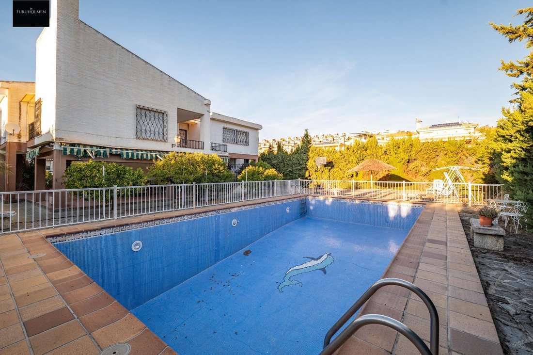 Villa in Huetor Vega, Andalusia, Spain 2 - 16632148