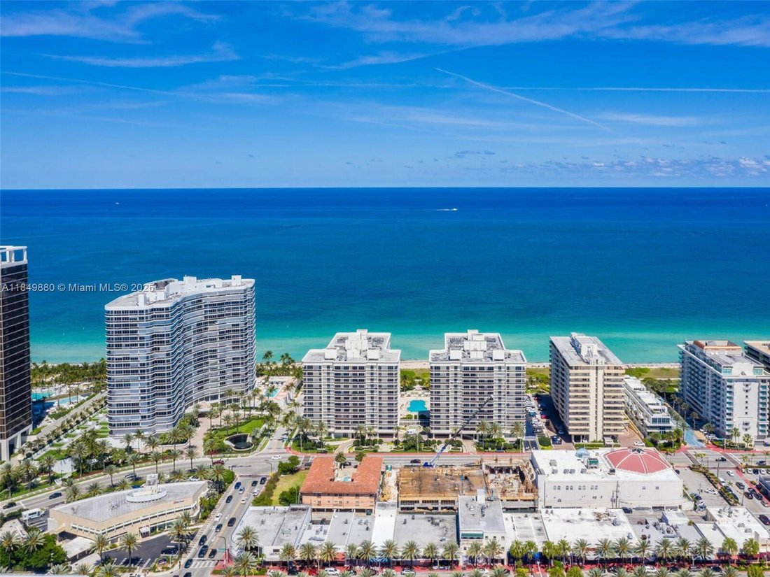 Eigentumswohnung in Bal Harbour, Florida, Vereinigte Staaten 1 - 16637169
