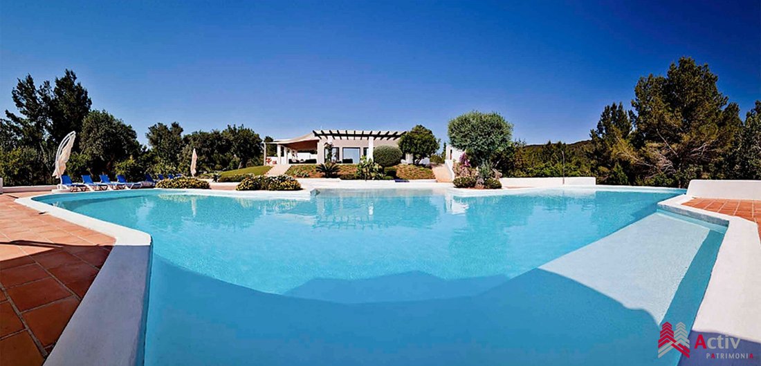 Villa in Santa Eularia des Riu, Balearic Islands, Spain 1 - 16581622