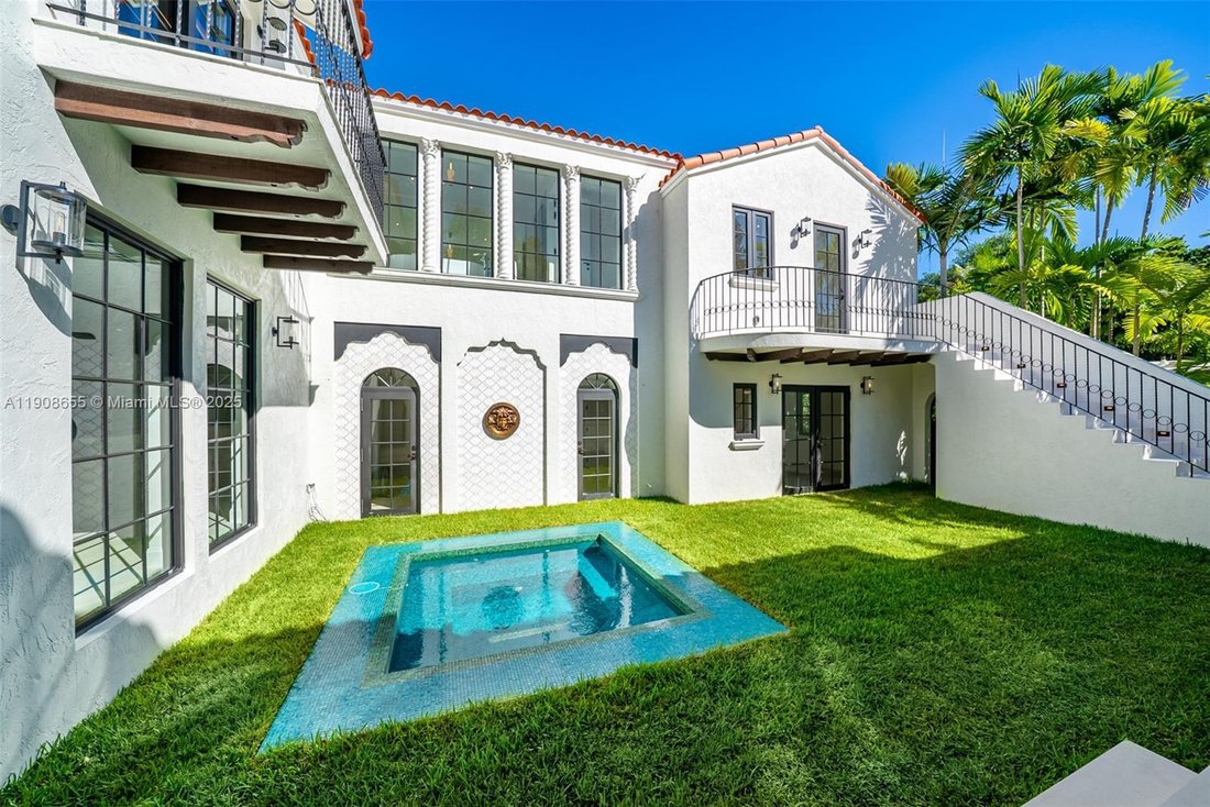 House in Miami, Florida, United States 5 - 16638169