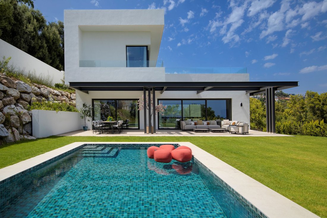 House in Benahavis, Andalusia, Spain 4 - 16641414