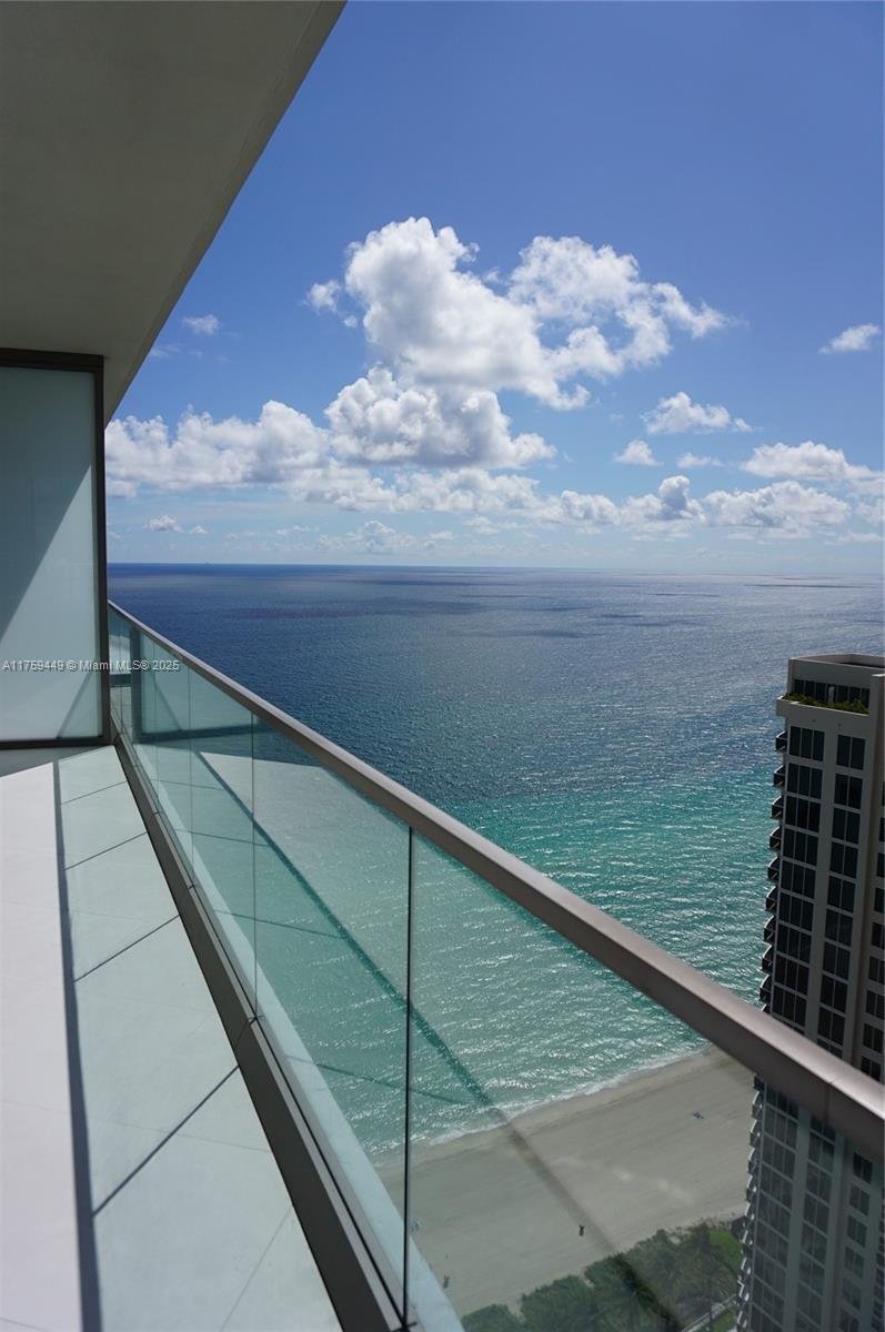 Condo in Golden Beach, Florida, United States 5 - 16639213